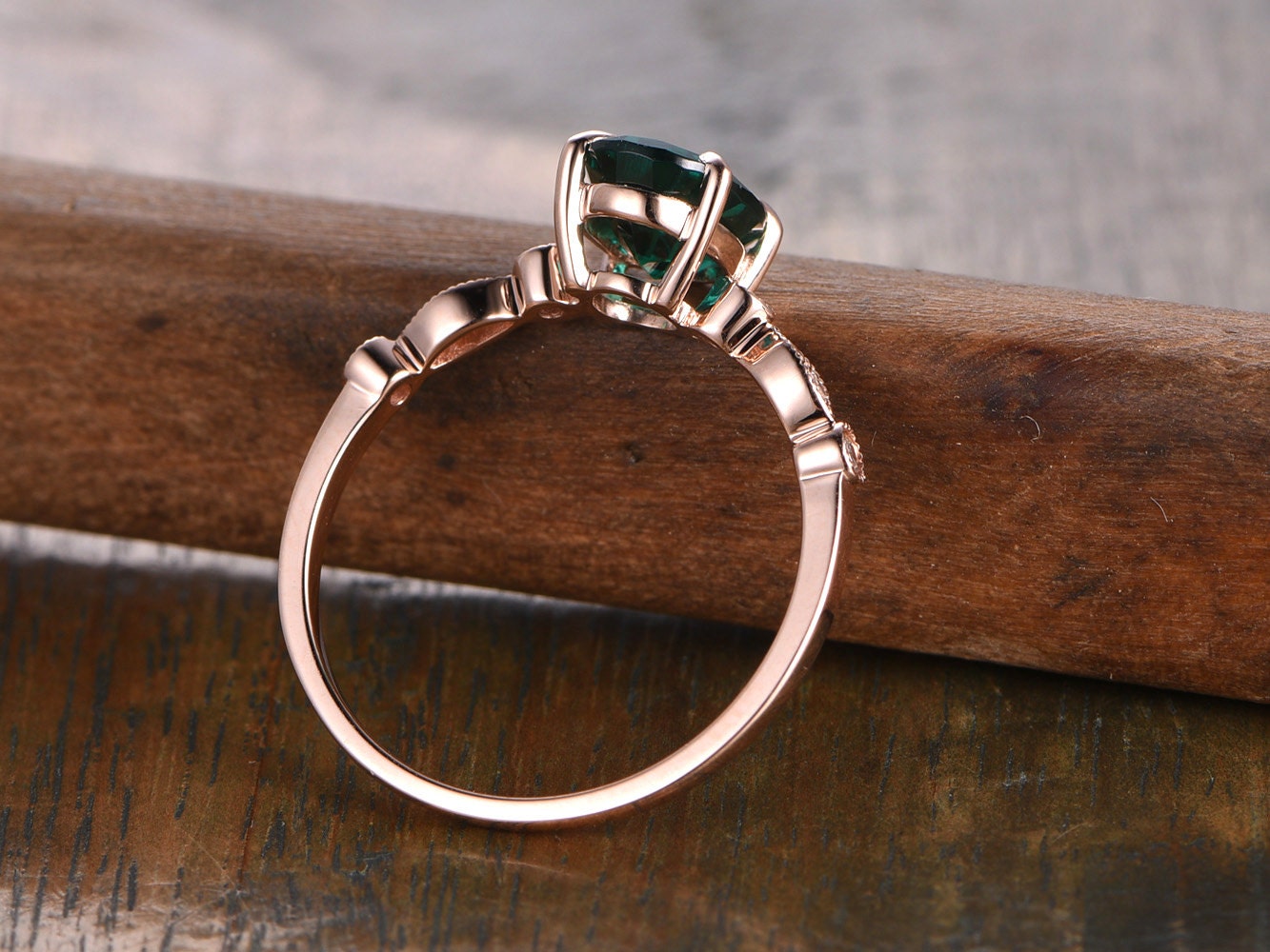 6x8mm-oval-cut-emerald-engagement-ring-14k-rose-gold-solitaire-diamond-art-deco-design