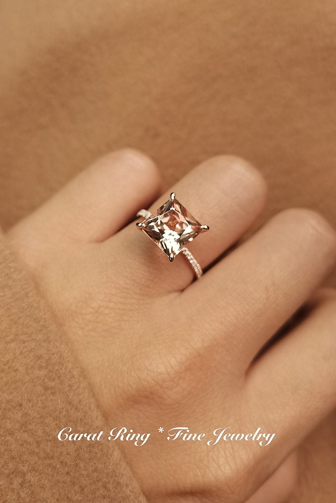 Bague en or rose 14 carats massif, sertie d'une morganite taille princesse de 9 mm, bague de fiançailles en morganite, bague solitaire en morganite, alliance pavée de diamants et morganite.