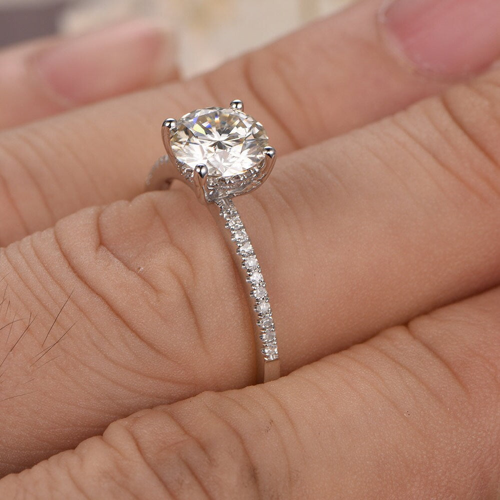 7mm-round-cut-moissanite-engagement-ring-14k-white-gold-diamond-half-eternity-solitaire