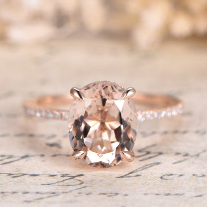 Bague de fiançailles en or rose 14 carats avec morganite ovale de 2,5 carats, or et diamants.