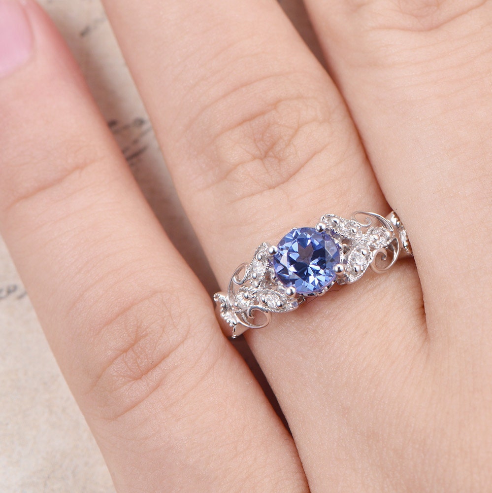 5mm-round-cut-natural-tanzanite-engagement-ring-14k-white-gold-diamond-floral-design