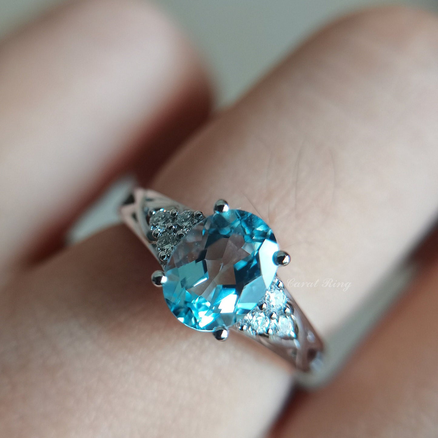 6x8mm-oval-cut-aquamarine-engagement-ring-14k-white-gold-twisted-shank