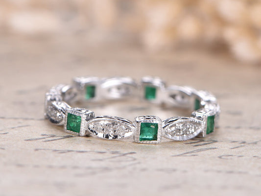 Alliance en diamant, bague éternité, bague émeraude, bague milgrain, alliance Art déco, bague diamant marquise, bague femme en or blanc 14 carats