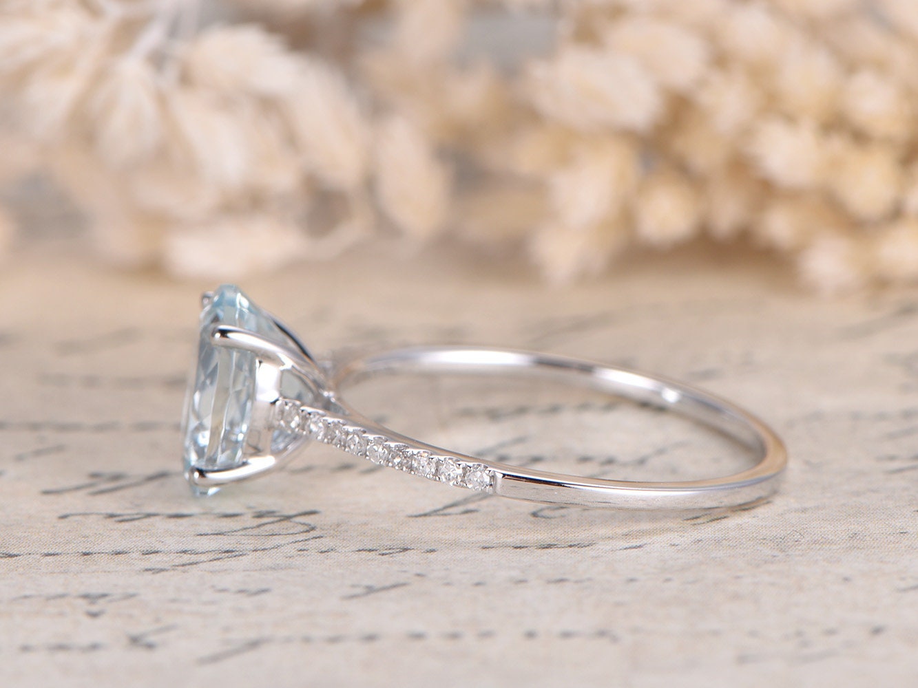 Bague de fiançailles VS en or blanc 14 carats, demi-alliance sertie de diamants, style cathédrale, aigue-marine ovale 7x9 mm.