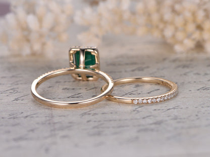 Bague de fiançailles en or jaune 14 carats avec émeraude 6x8 mm, pierre de naissance de mai, bague de fiançailles taille émeraude et alliance en diamants.