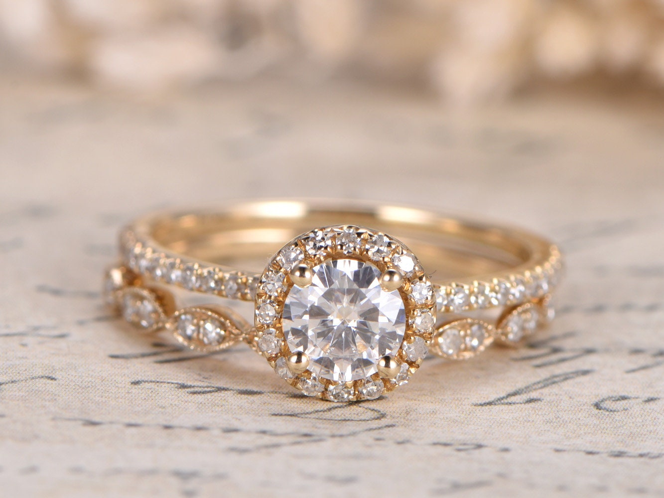 5mm-round-cut-moissanite-ring-set-2pcs-14k-yellow-gold-diamond-halo-design-art-deco-matching-band