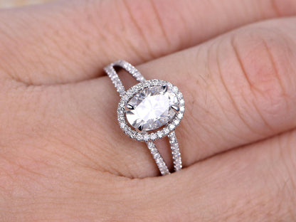Bague de fiançailles en or blanc 14 carats avec moissanite ovale 6x8 mm, bague de promesse à anneau fendu, bague pour femme