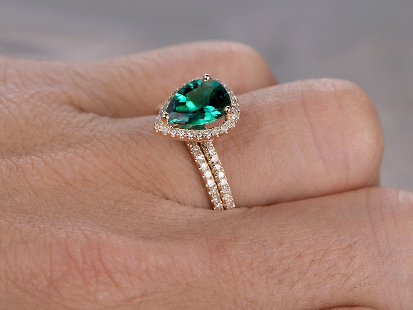 Ensemble de 2 bagues, alliance en émeraude, bague de fiançailles en émeraude taille poire, alliance assortie en diamants, ensemble de mariage, or jaune 14 carats