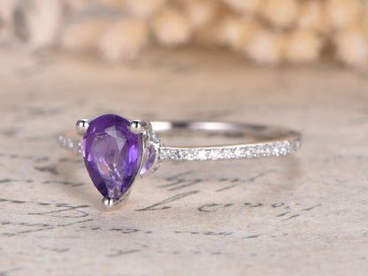 5x7mm-pear-cut-amethyst-engagement-ring-14k-white-gold-diamond-side-stone
