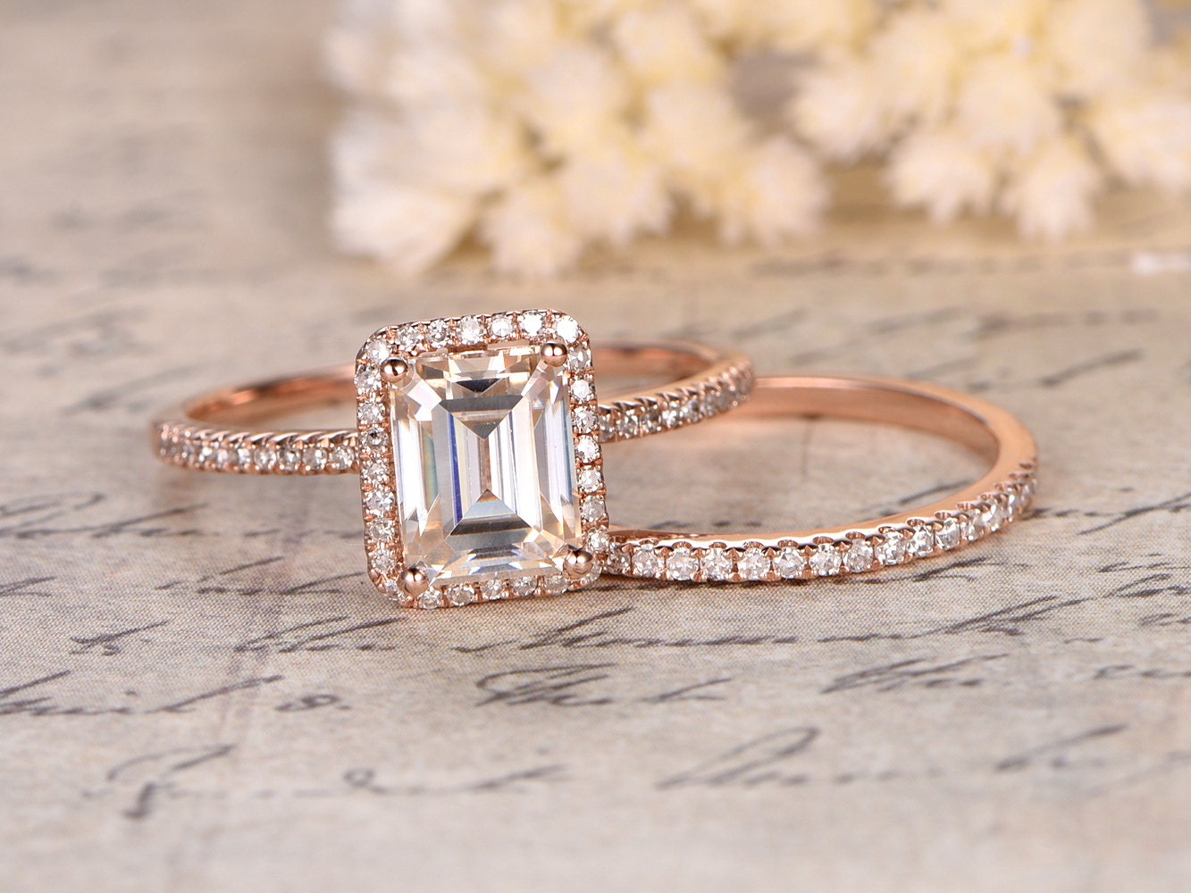 Bague de fiançailles en moissanite taille émeraude 6x8 mm, alliance en diamants, or rose 14 carats, design halo, ensemble de bagues de fiançailles demi-éternité