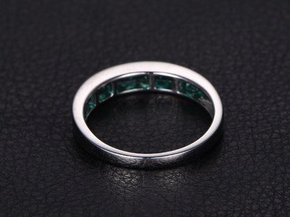 emerald-engagement-ring-princess-cut-14k-white-gold-wedding-band