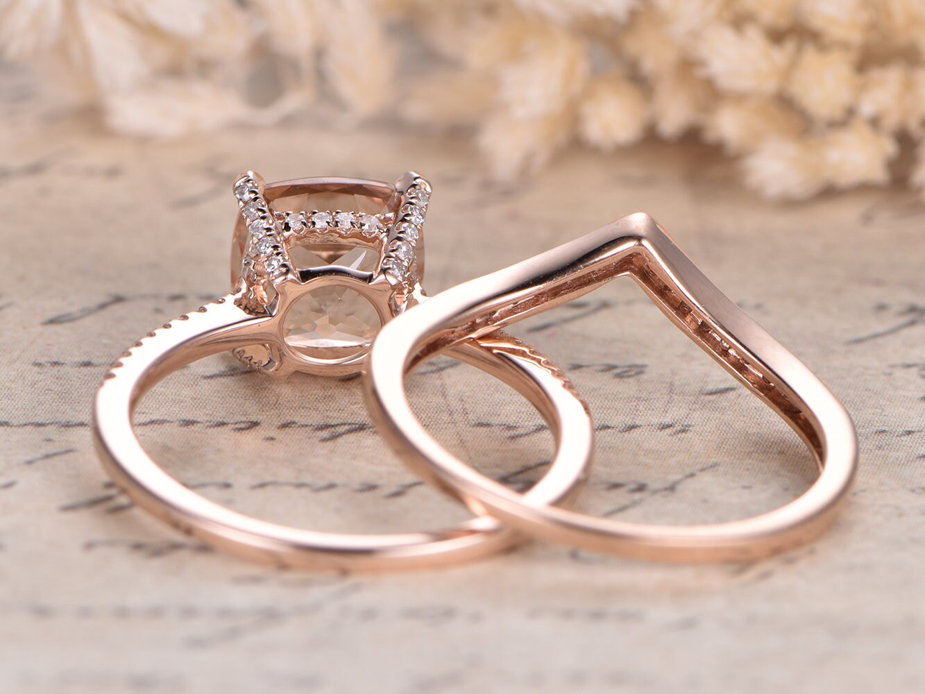 Ensemble de bagues en morganite 8 mm, or rose et diamants : alliance, bague de fiançailles, solitaire, bague de demande en mariage (2 pièces).