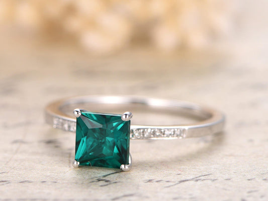 6mm-princess-cut-emerald-engagement-ring-14k-white-gold-may-birthstone-diamond-band
