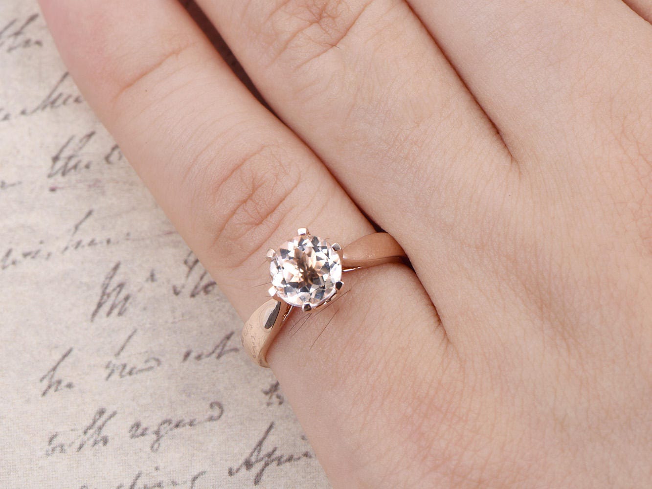 Bague en morganite ronde, or rose, bague de fiançailles en morganite, bague solitaire en morganite, alliance en morganite, or rose massif 14 carats, 6 griffes