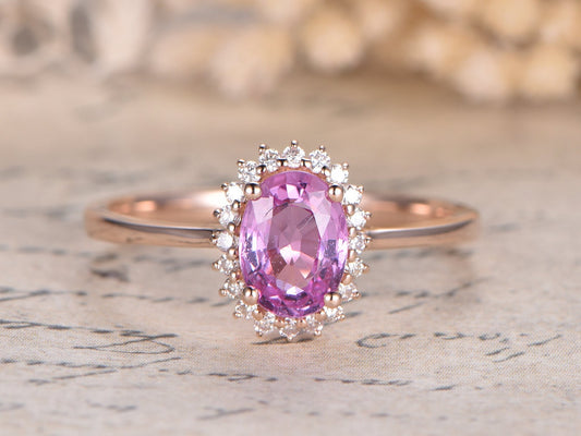 Bague de fiançailles en or rose 14 carats massif sertie d'un saphir rose ovale de 5 x 7 mm. Bague de fiançailles/alliance en or rose 14 carats massif sertie de diamants. Bague de promesse.