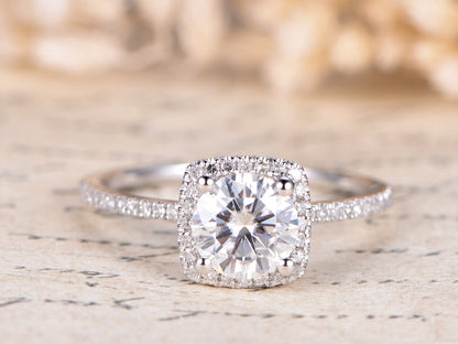 7mm-round-cut-moissanite-engagement-ring-14k-white-gold-diamond-halo-half-eternity-design