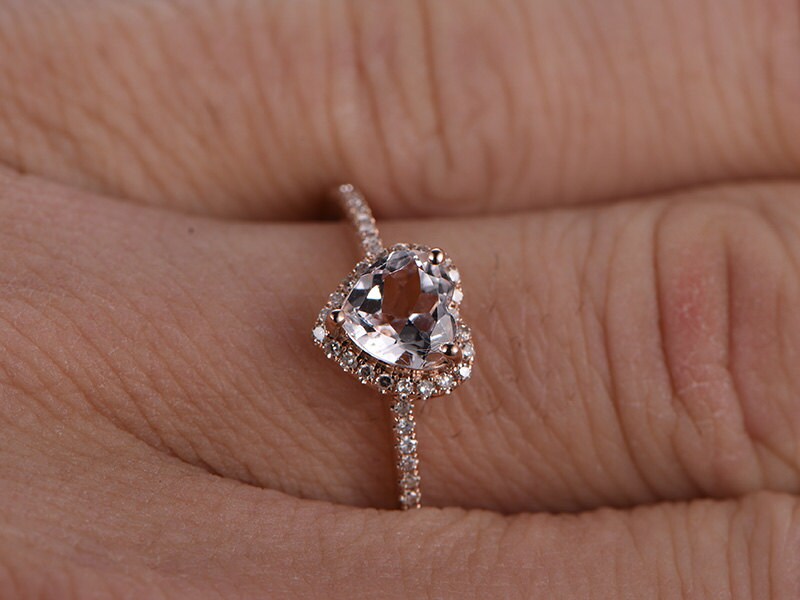 6mm-heart-cut-morganite-engagement-ring-14k-rose-gold-diamond-halo-design-half-eternity