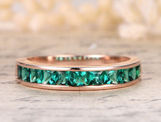 Bague de fiançailles émeraude taille princesse en or rose 14 carats, bague émeraude pierre de naissance de mai, bague de fiançailles émeraude sertie Chanel, alliance