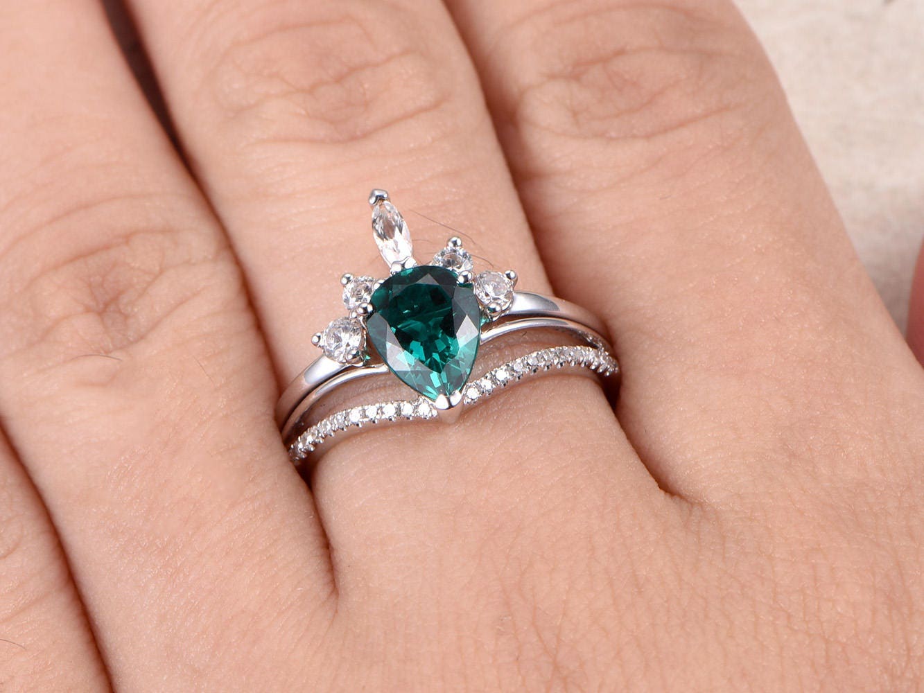 5x7mm Pear Cut Emerald Engagement Ring Set 2pcs 14K White Gold Diamond Split Shank | Topaz Curved Matching Band
