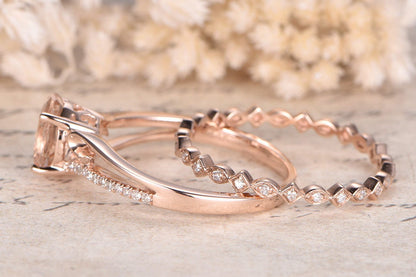 Bague de fiançailles en morganite, alliance en or rose 14 carats et diamants (ensemble de 2 bagues de promesse), bague en morganite 6x8 mm sertie de diamants sur toute l'éternité