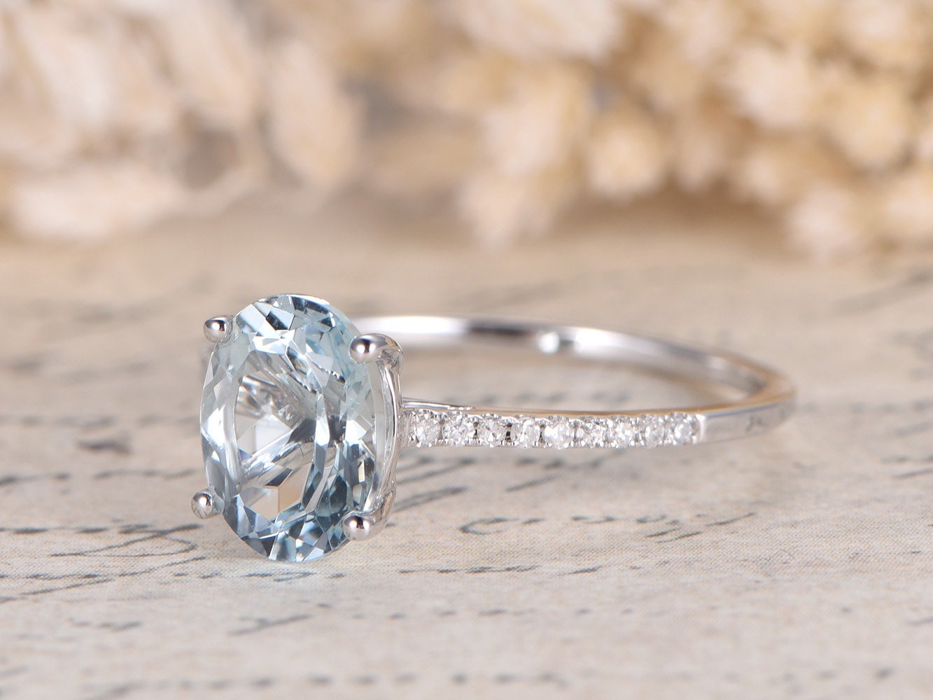 Bague de fiançailles VS en or blanc 14 carats, demi-alliance sertie de diamants, style cathédrale, aigue-marine ovale 7x9 mm.