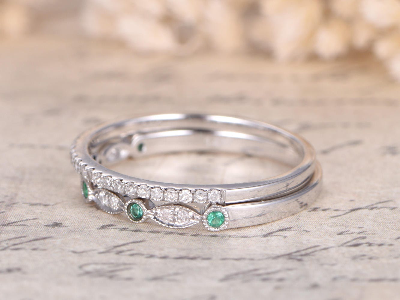 diamond-emerald-wedding-band-set-2pcs-14k-white-gold-half-eternity-design
