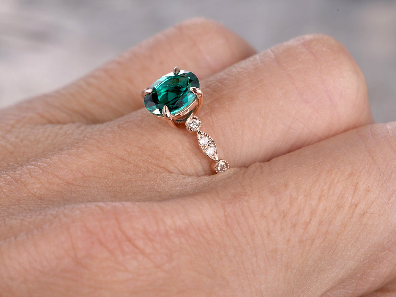6x8mm-oval-cut-emerald-engagement-ring-14k-rose-gold-solitaire-diamond-art-deco-design