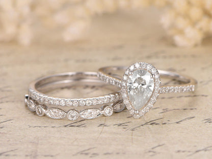 5x7mm-pear-cut-moissanite-engagement-ring-set-3pcs-14k-white-gold-diamond-side-stone-ring-two-matching-band