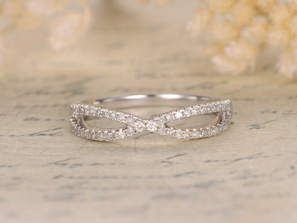Bague sertie de diamants en grappe, alliance demi-éternité évasée, bague de fiançailles pavée de diamants, bague de mariage pavée, bague demi-éternité pavée