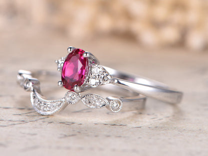 Ensemble de bagues de fiançailles en or blanc 14 carats avec rubis rouge VS, anneau simple, bague de fiançailles sertie de diamants et rubis ovale traité en laboratoire (2 pièces).