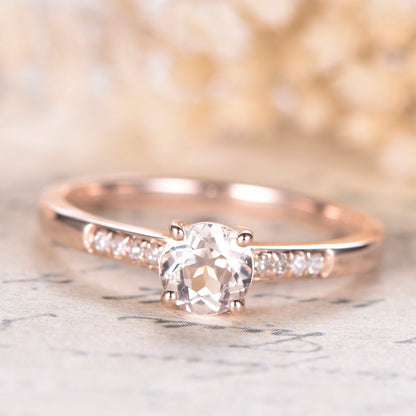 5mm-round-cut-morganite-engagement-ring-14k-rose-gold-diamond-band-solitaire-design