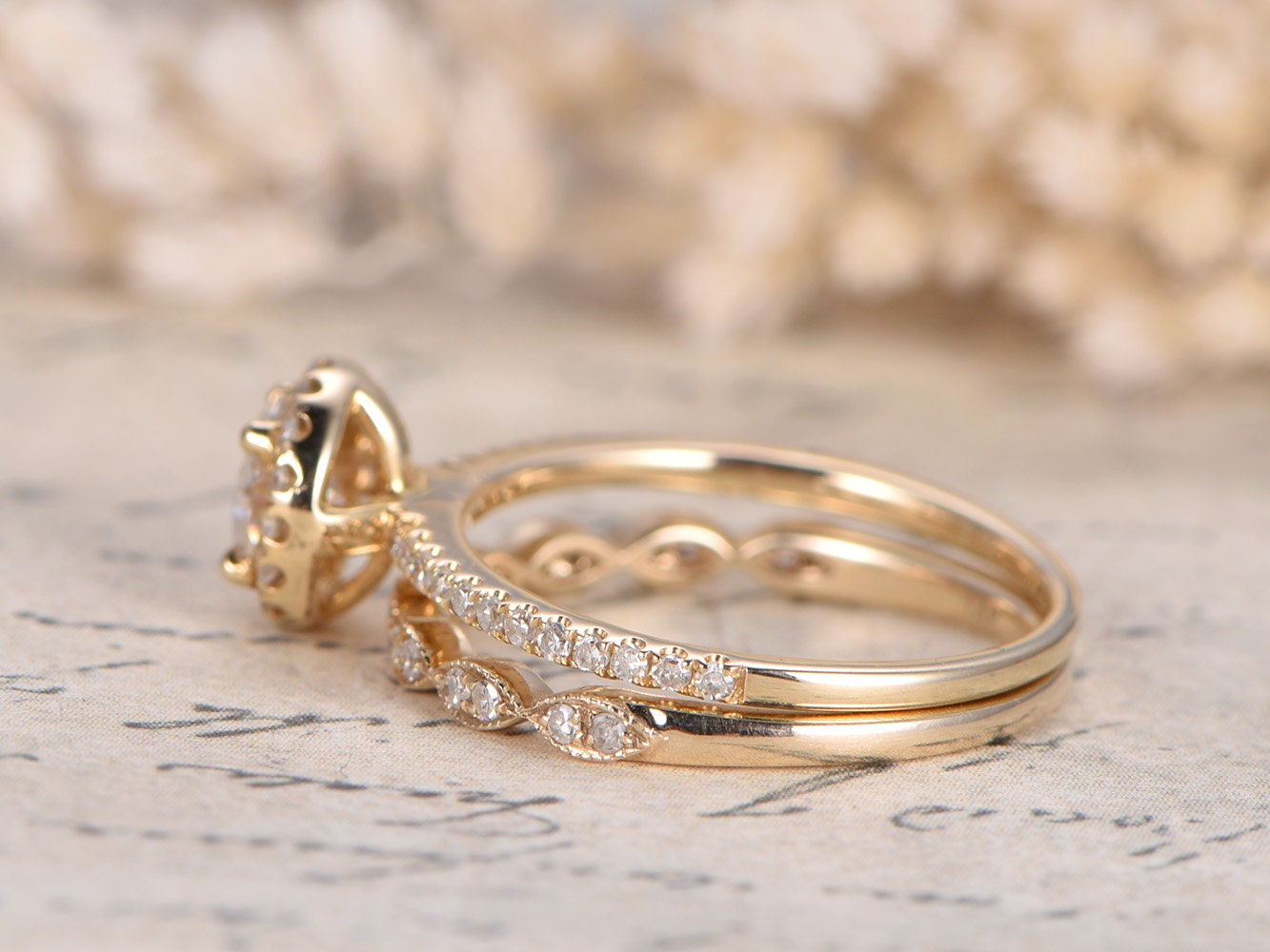5mm-round-cut-moissanite-ring-set-2pcs-14k-yellow-gold-diamond-halo-design-art-deco-matching-band