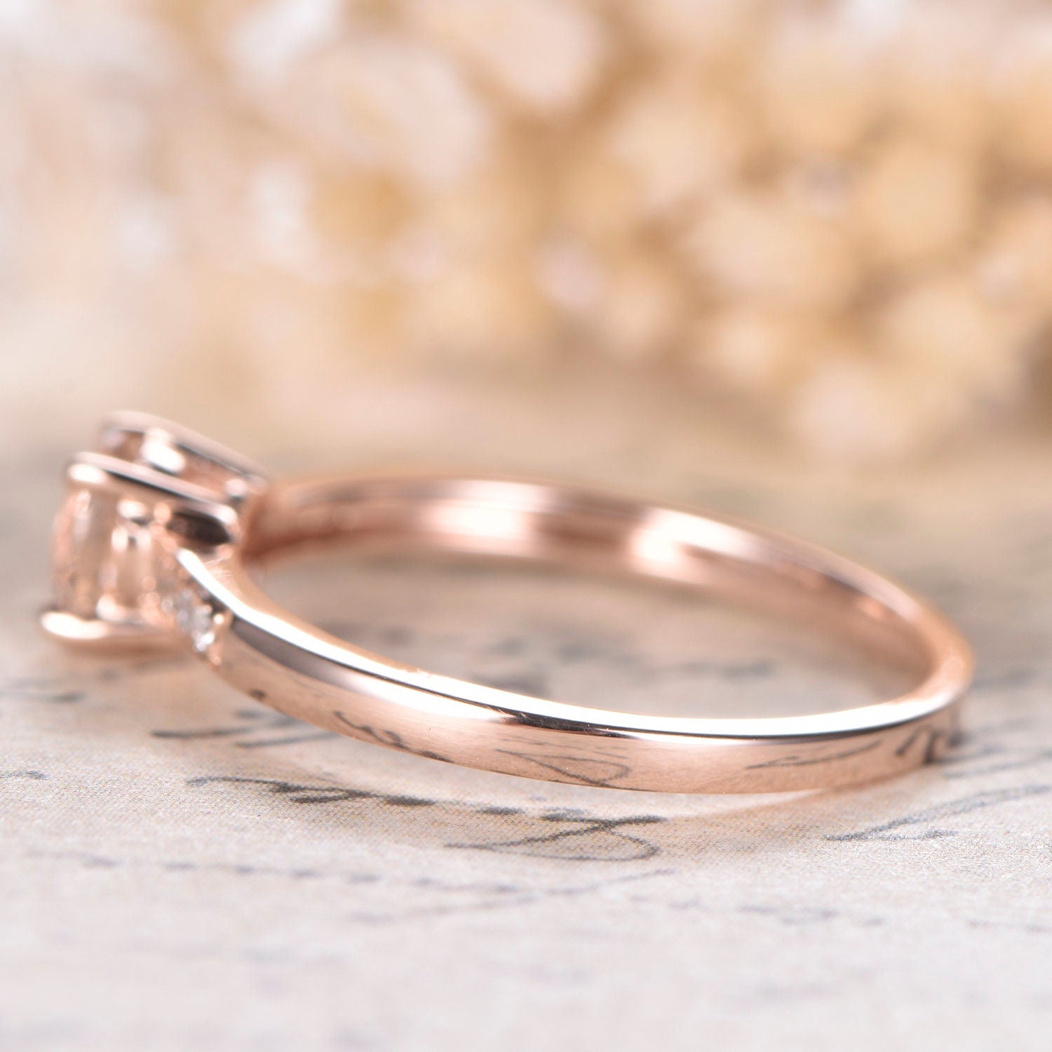 5mm-round-cut-morganite-engagement-ring-14k-rose-gold-diamond-band-solitaire-design