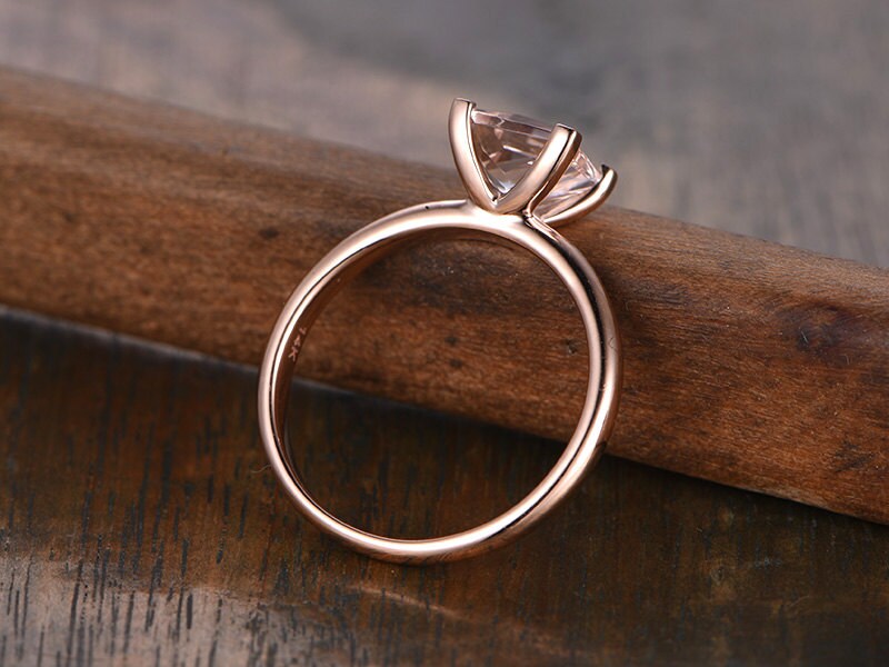 7mm-princess-cut-morganite-engagement-ring-14k-rose-gold-solitaire-plain-band