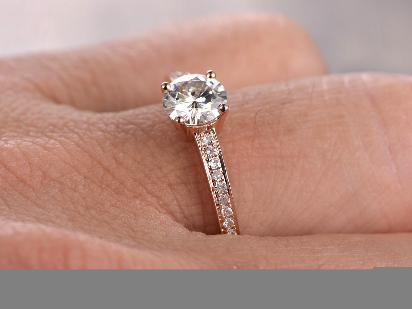 Bague en moissanite VVS taille ronde 6,5 mm, bague de fiançailles en moissanite, alliance en diamant, bague solitaire en moissanite en or rose 14 carats, bague de promesse