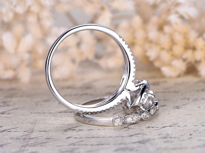 Ensemble de bague de fiançailles vintage en moissanite ovale, bague en moissanite VVS 6x8, alliance en or blanc 14 carats sertie de diamants, ensemble de bagues délicates en diamants
