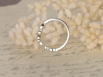 curved-diamond-wedding-band-14k-white-gold-half-eternity-art-deco-v-shaped-band