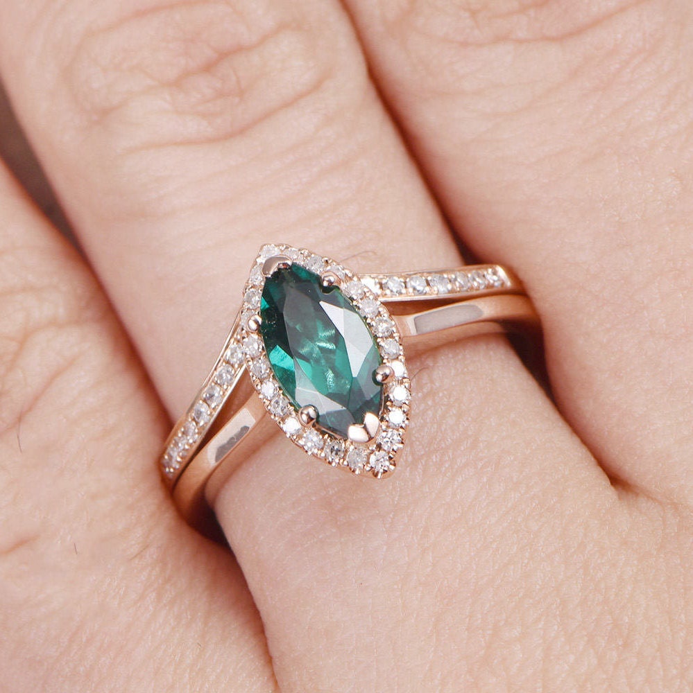 5x10mm-marquise-cut-emerald-engagement-ring-set-2pcs-14k-rose-gold-diamond-halo-plain-band-2pcs-curved-v-band