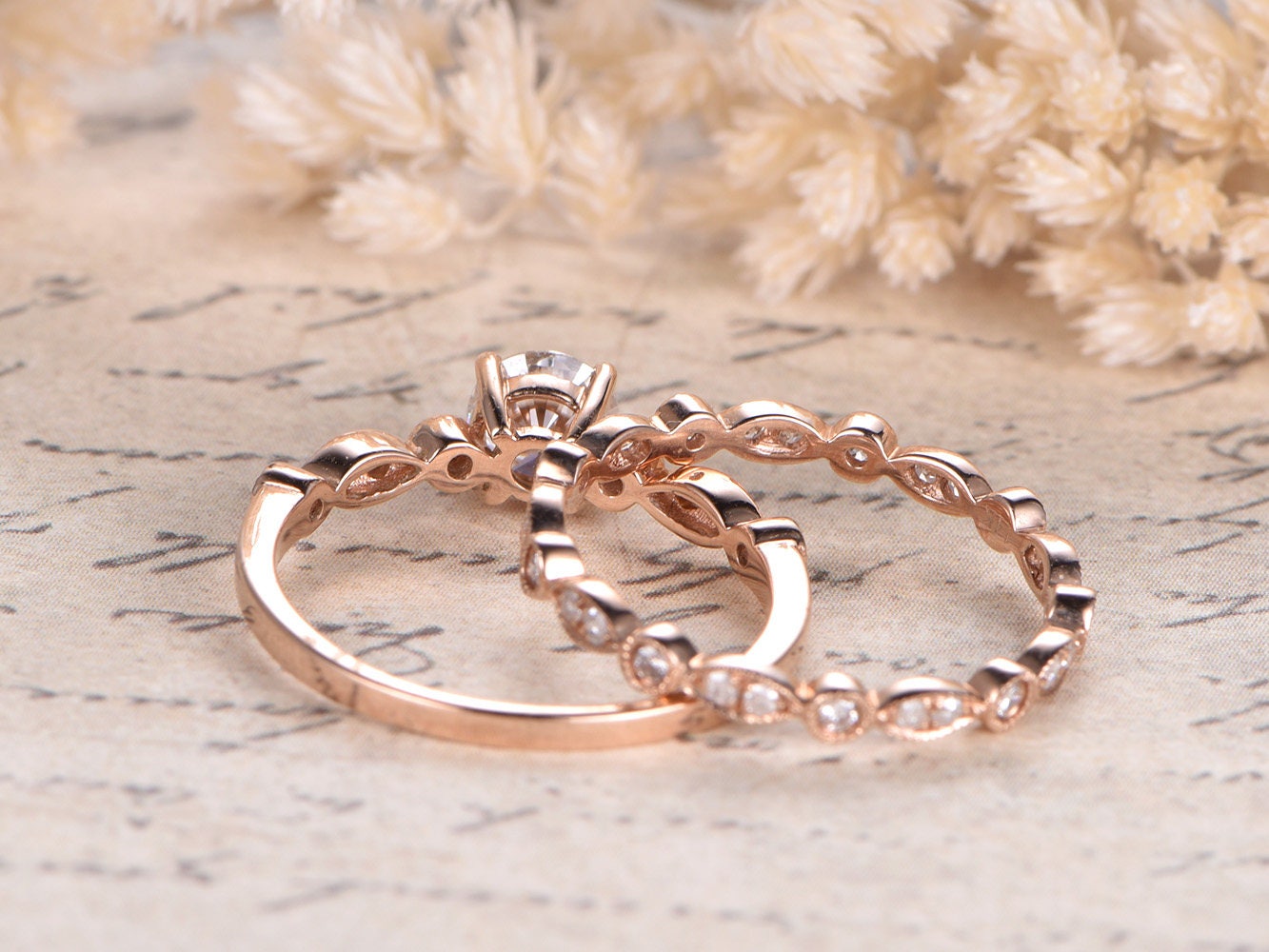 5mm-round-cut-moissanite-engagement-ring-set-2pcs-14k-rose-gold-solitaire-diamond-matching-band