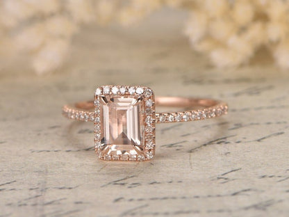 Bague de fiançailles Deco Morganite, alliance en or rose et diamants, bague morganite taille émeraude 6x8mm, bague femme diamant demi-alliance