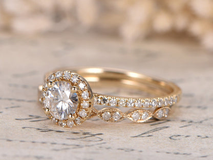 5mm-round-cut-moissanite-ring-set-2pcs-14k-yellow-gold-diamond-halo-design-art-deco-matching-band