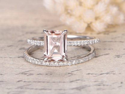 Bague en morganite taille émeraude 6-8 mm, ensemble de bagues en morganite taille émeraude, bague de fiançailles en morganite, alliance fine en diamant assortie, ensemble de mariage