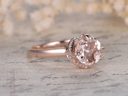 Bague de fiançailles unique en morganite, style vintage antique, sertie de diamants halo, anneau simple en or rose 14 carats, diamants ronds de 6,5 mm