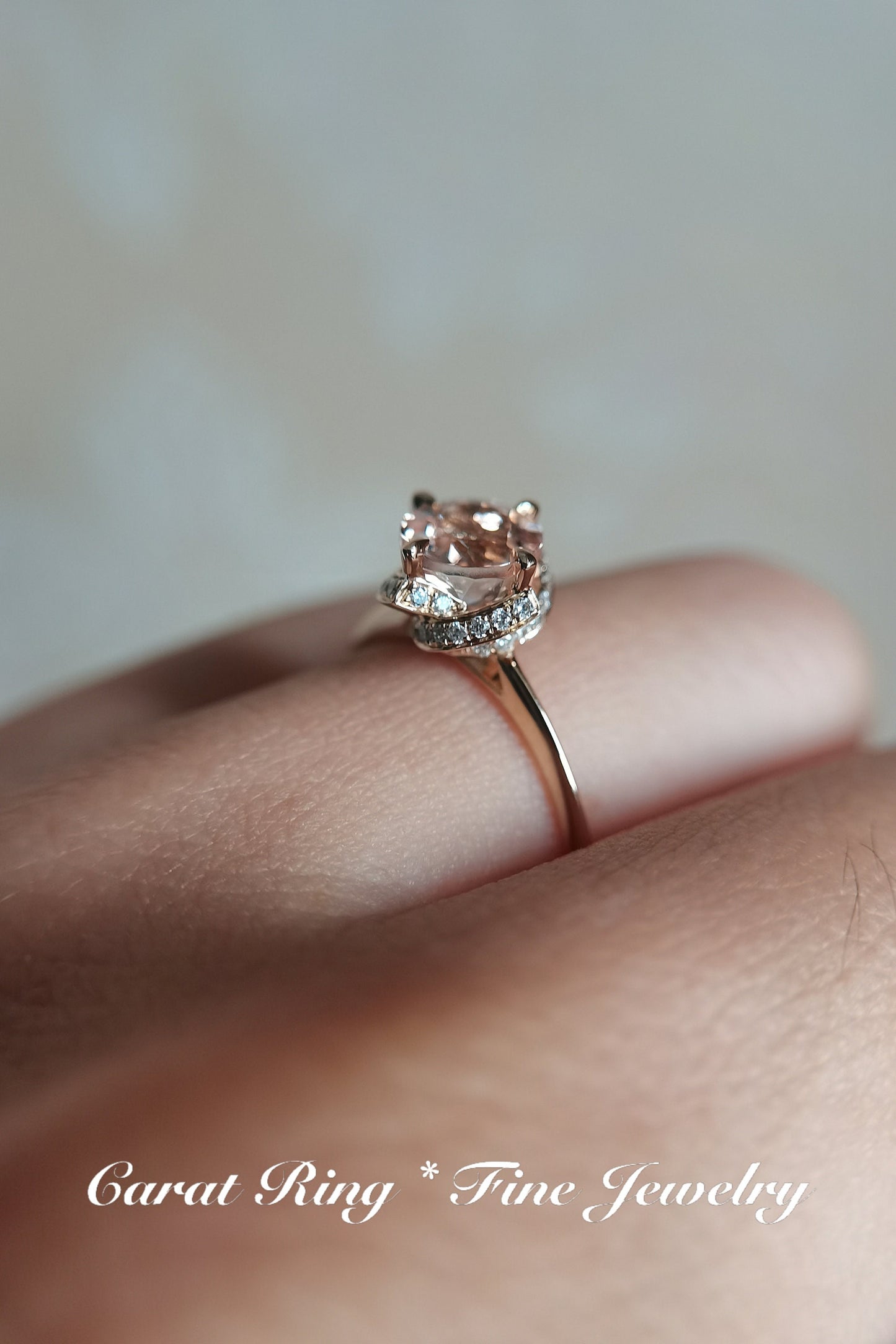 Bague de fiançailles unique en morganite, style vintage antique, sertie de diamants halo, anneau simple en or rose 14 carats, diamants ronds de 6,5 mm