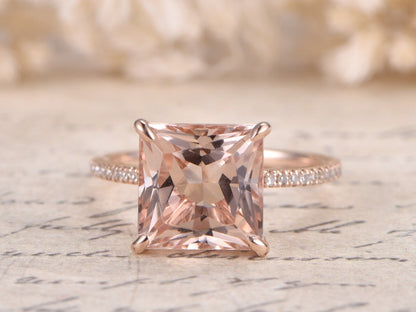 Bague en or rose 14 carats massif, sertie d'une morganite taille princesse de 9 mm, bague de fiançailles en morganite, bague solitaire en morganite, alliance pavée de diamants et morganite.
