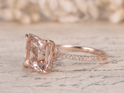 Bague en or rose 14 carats massif, sertie d'une morganite taille princesse de 9 mm, bague de fiançailles en morganite, bague solitaire en morganite, alliance pavée de diamants et morganite.