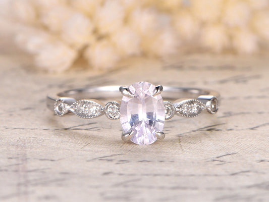 Bague de fiançailles en or blanc 14 carats avec saphir blanc pêche, pierre ovale 5 x 7 mm, alliance Art déco sertie de diamants, saphir rose et morganite disponibles.