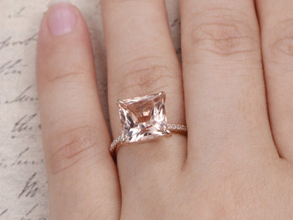 Bague en or rose 14 carats massif, sertie d'une morganite taille princesse de 9 mm, bague de fiançailles en morganite, bague solitaire en morganite, alliance pavée de diamants et morganite.