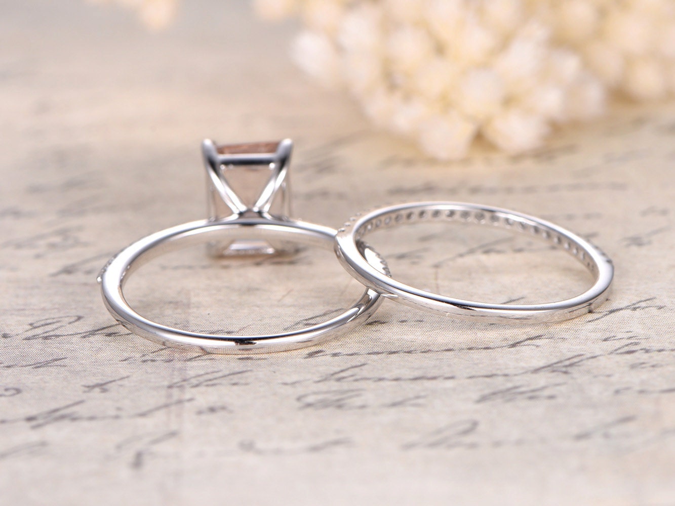Bague en morganite taille émeraude 6-8 mm, ensemble de bagues en morganite taille émeraude, bague de fiançailles en morganite, alliance fine en diamant assortie, ensemble de mariage