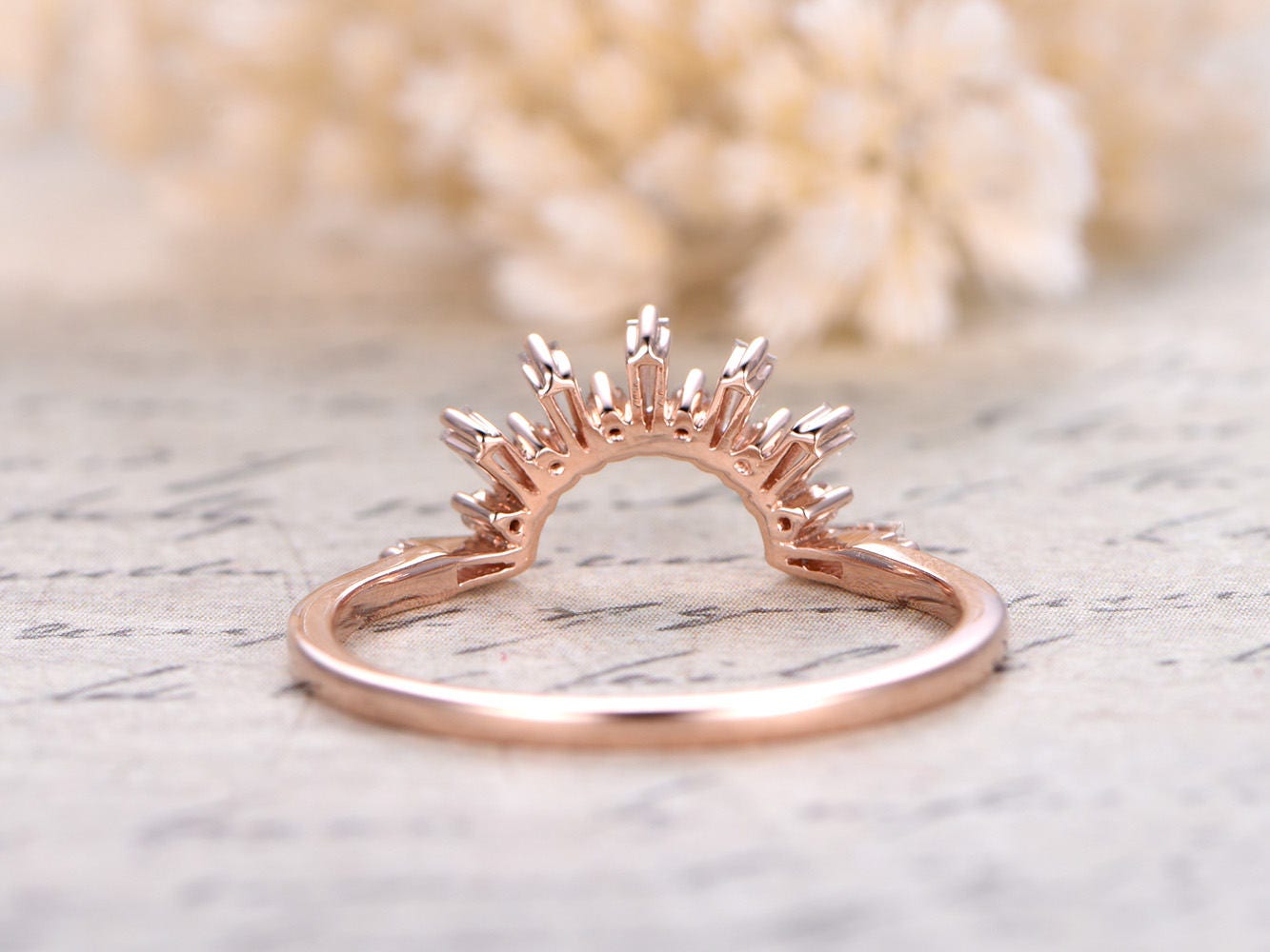 Alliance Deco Crown en or rose 14 carats massif, sertie de diamants taille baguette et de diamants SI, bague de fiançailles/anniversaire unique